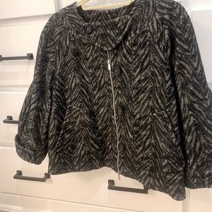BCBG Maxazria XS EUC Short Wool Blend Jacket